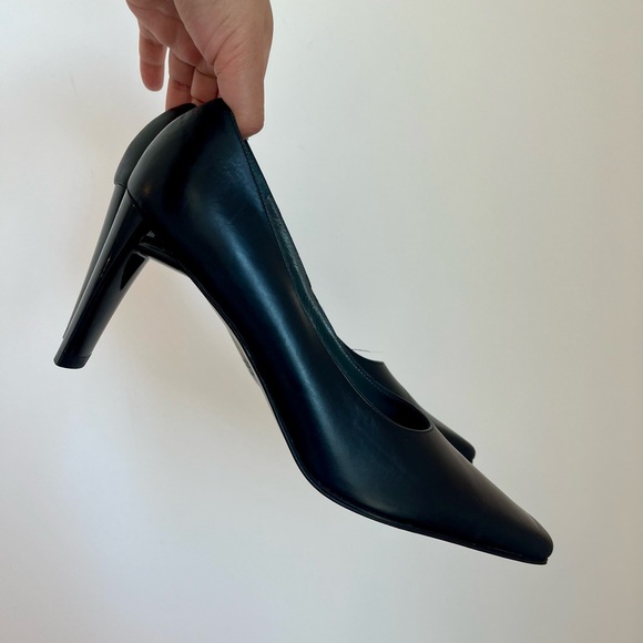 VINTAGE Y2K RANGONI FIRENZE ITALIAN SQUARE TOE BLACK PUMPS -  WOMEN'S SIZE 8 - Picture 2 of 5